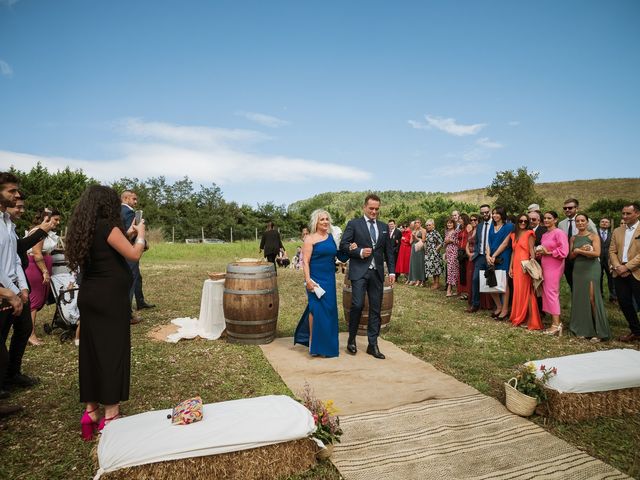 La boda de Jon y Enara en Durango, Vizcaya 18