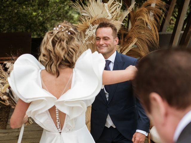 La boda de Jon y Enara en Durango, Vizcaya 25