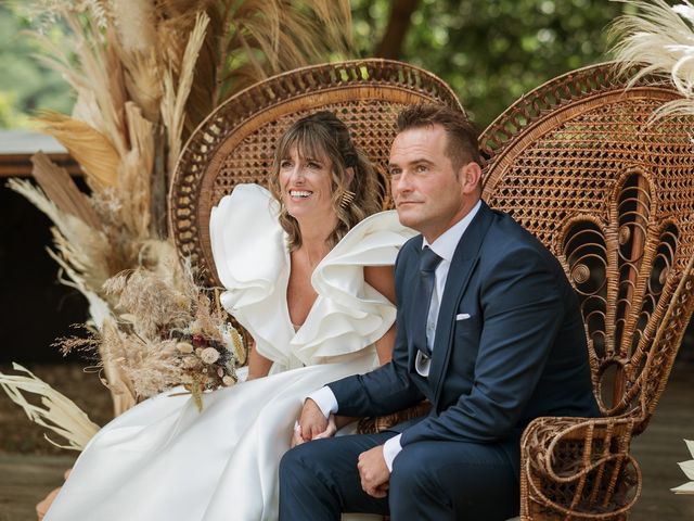 La boda de Jon y Enara en Durango, Vizcaya 26