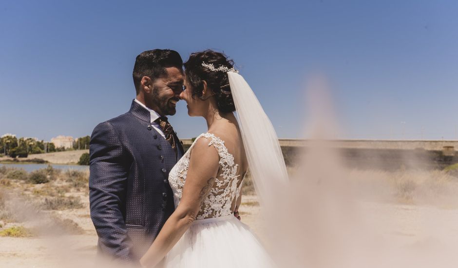 La boda de David y Vanesa en San Fernando, Cádiz