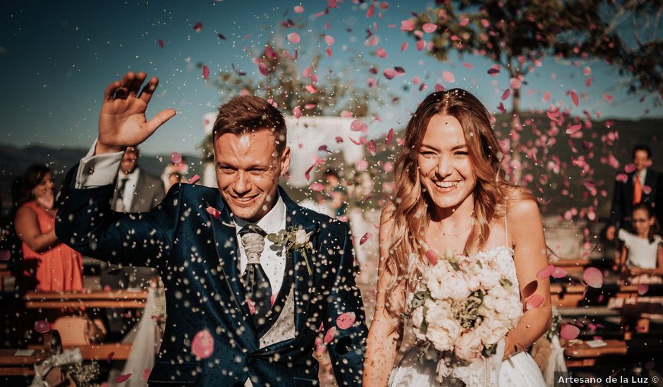 La boda de Guillermo y Rocío en Miraflores De La Sierra, Madrid