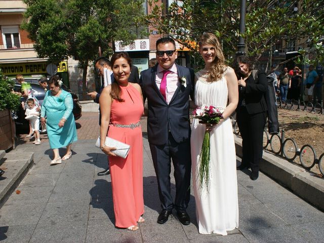 La boda de Cesar y Nathalie en Madrid, Madrid 1
