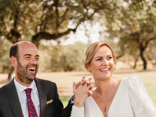 La boda de Miguel Ángel  y Esmeralda  en Talayuela, Cáceres 3