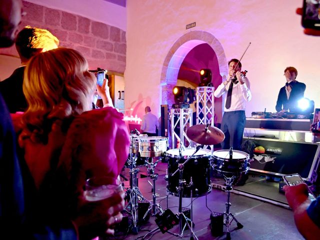 La boda de Alejandro y Esmeralda en Cáceres, Cáceres 24