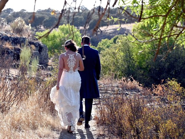 La boda de Alejandro y Esmeralda en Cáceres, Cáceres 29