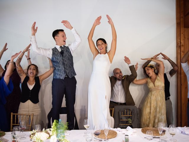 La boda de Raquel y Alex en Vilanova Del Valles, Barcelona 23