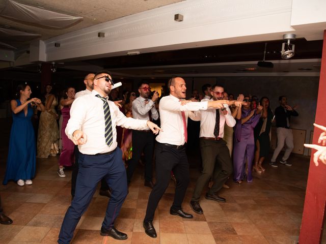 La boda de Raquel y Alex en Vilanova Del Valles, Barcelona 26