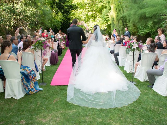 La boda de Juan y Elisabeht en Villanubla, Valladolid 29