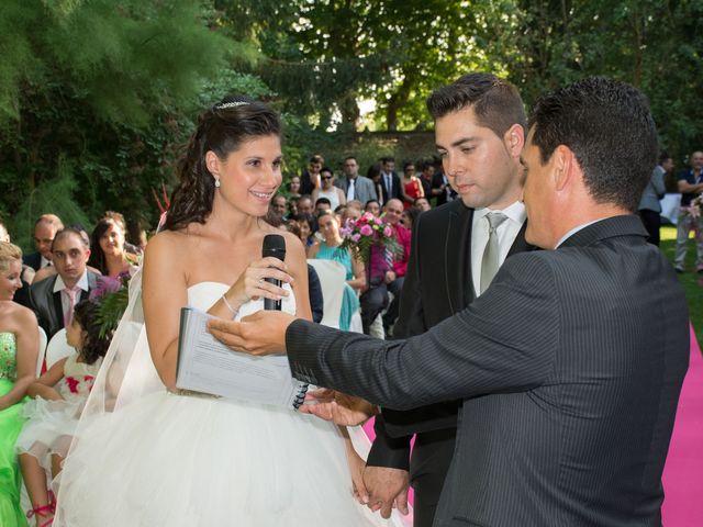 La boda de Juan y Elisabeht en Villanubla, Valladolid 37