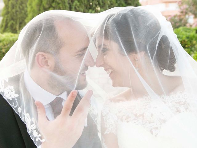 La boda de David y Esther en Castelló/castellón De La Plana, Castellón 73