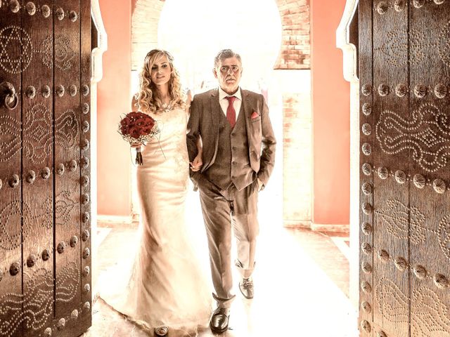 La boda de Juan Manuel y Davinia en Torremolinos, Málaga 21