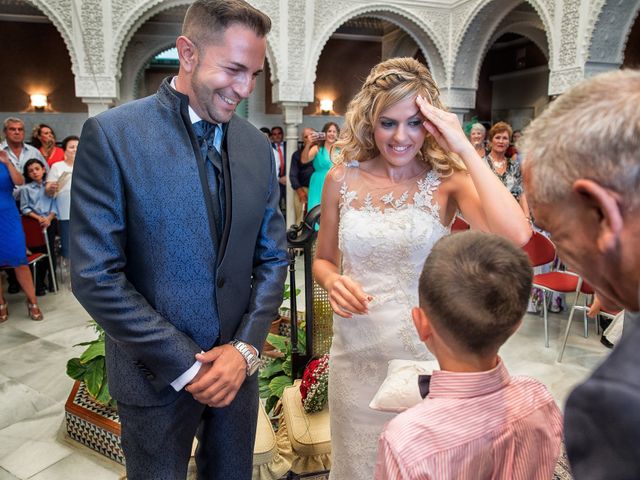 La boda de Juan Manuel y Davinia en Torremolinos, Málaga 50