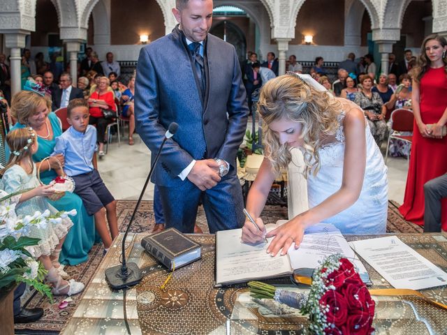 La boda de Juan Manuel y Davinia en Torremolinos, Málaga 55