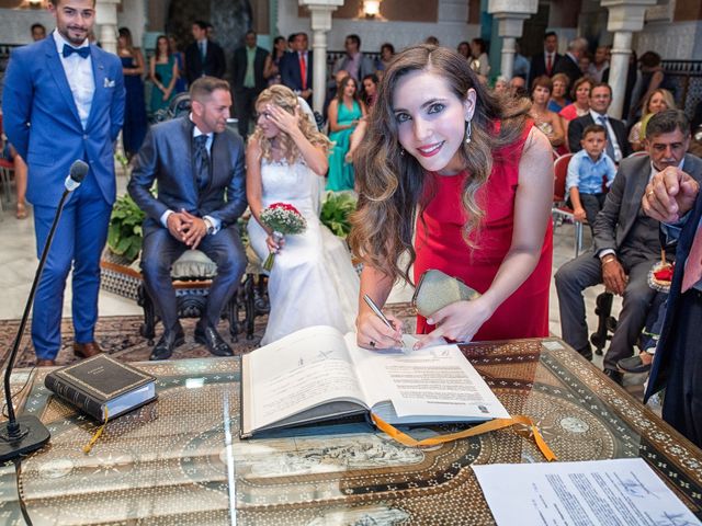 La boda de Juan Manuel y Davinia en Torremolinos, Málaga 57
