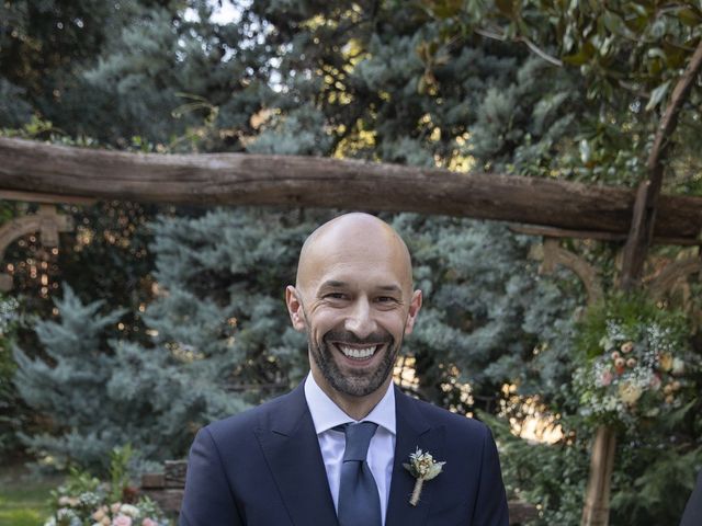 La boda de JUDITH y AGRIPINO en Sant Fost De Campsentelles, Barcelona 61