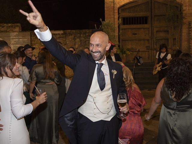 La boda de JUDITH y AGRIPINO en Sant Fost De Campsentelles, Barcelona 102