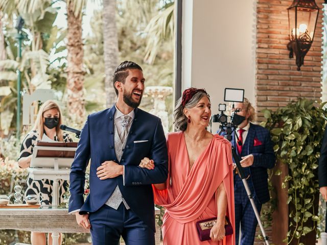 La boda de Alberto y Leticia en Viñuela, Málaga 33