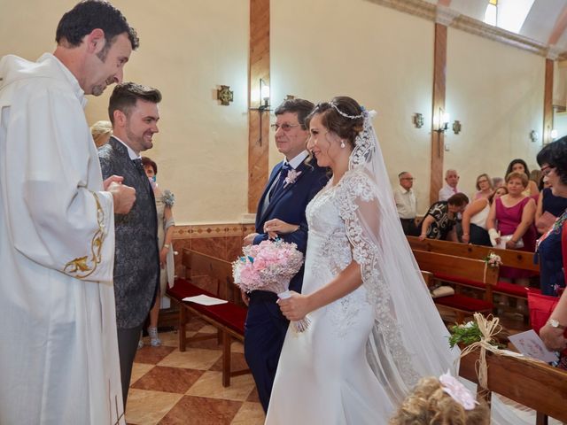 La boda de Enrique  y María Ángeles en Nerpio, Albacete 2