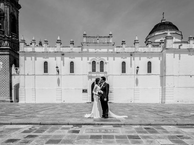 La boda de Jose Andrés y Almudena en Puebla De Sancho Perez, Badajoz 27