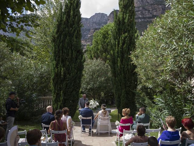 La boda de Laia y Miquel en Monistrol De Montserrat, Barcelona 24