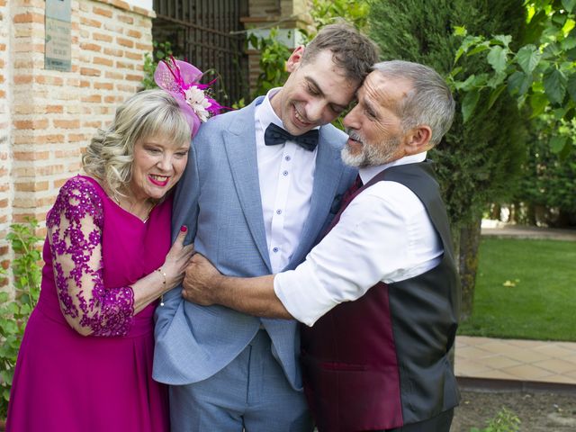 La boda de Manu y Eli en Cubas De La Sagra, Madrid 5
