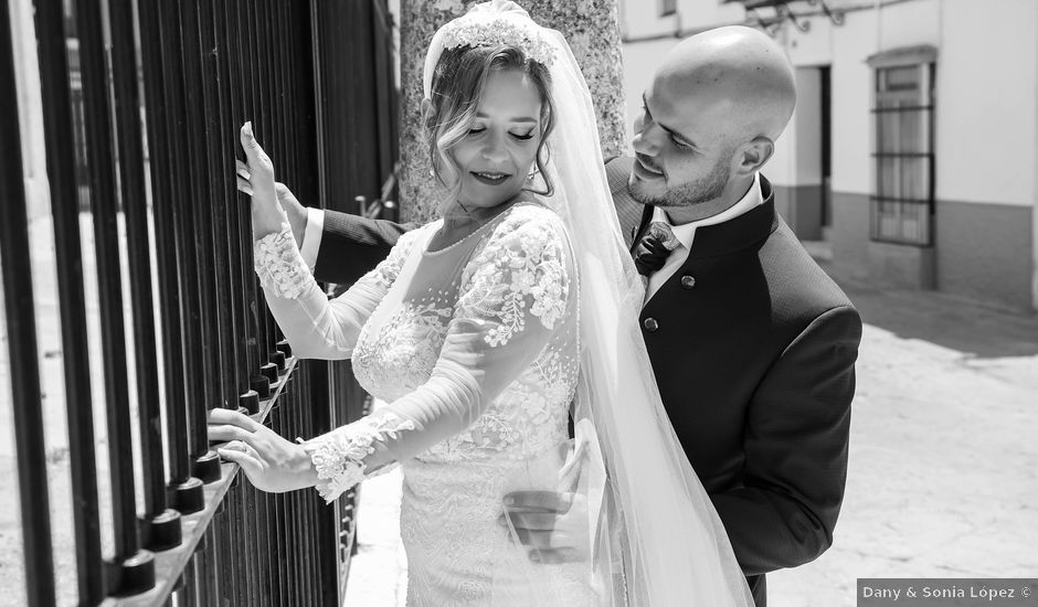 La boda de Maria y Alfonso en Utrera, Sevilla