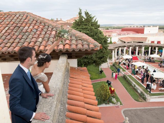 La boda de Diego y María en Pozal De Gallinas, Valladolid 90