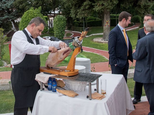 La boda de Diego y María en Pozal De Gallinas, Valladolid 97