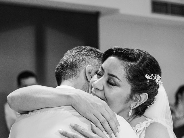 La boda de Haydeé y Heury en Durango, Vizcaya 45