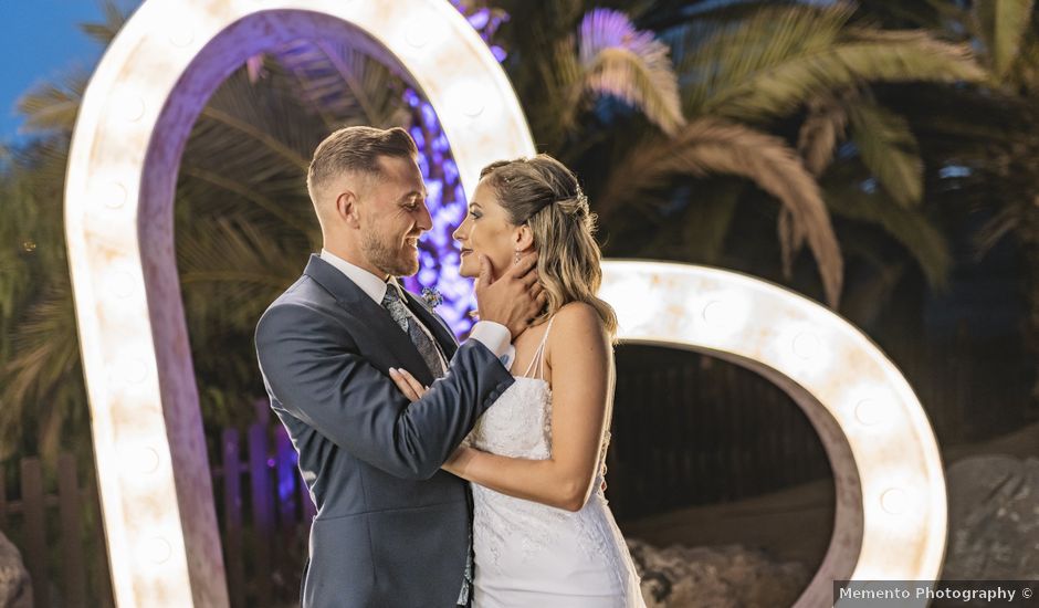 La boda de Adrian y Monica en Telde, Las Palmas