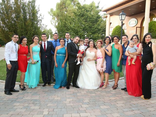 La boda de José Manuel y Laura en Carranque, Toledo 51