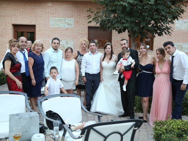 La boda de José Manuel y Laura en Carranque, Toledo 53