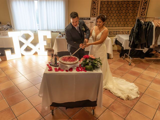 La boda de Fenil y Janice en Castelldefels, Barcelona 39