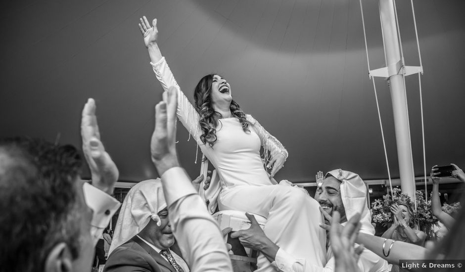 La boda de Alberto y María en Torrejon De La Calzada, Madrid