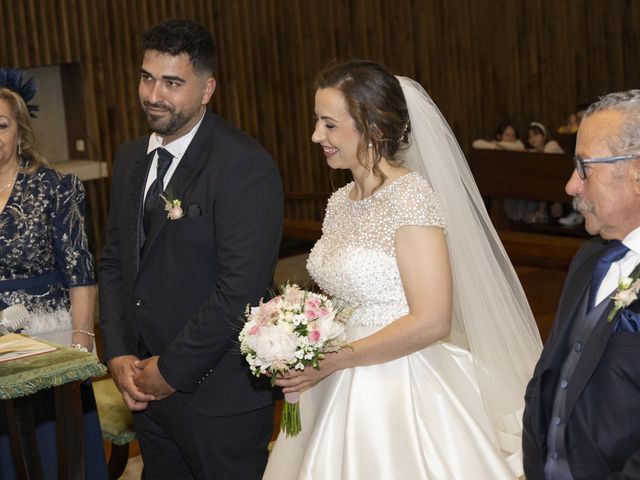 La boda de David y Elena en León, León 21
