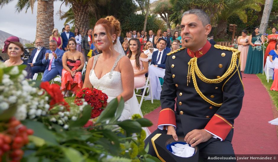 La boda de Efren y Abenchara en Galdar, Las Palmas