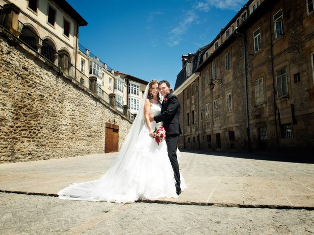 La boda de María Luisa y Roberto  en Vitoria-gasteiz, Álava 7