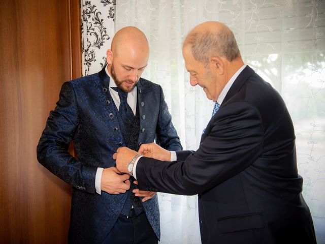 La boda de Víctor y Noelia en Toques, A Coruña 17