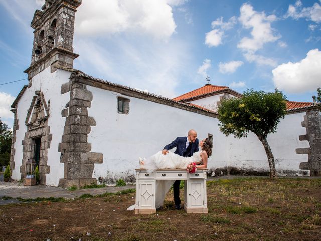 La boda de Víctor y Noelia en Toques, A Coruña 86