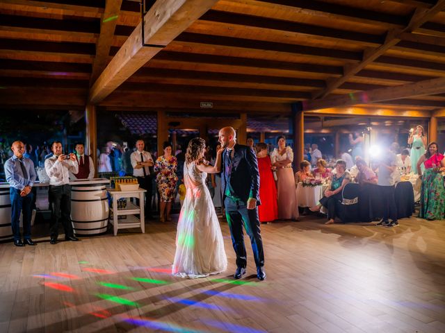 La boda de Víctor y Noelia en Toques, A Coruña 107