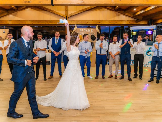 La boda de Víctor y Noelia en Toques, A Coruña 114