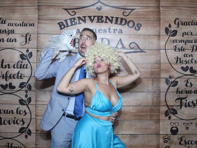 La boda de Miguel Ángel  y Verónica  en Salteras, Sevilla 4