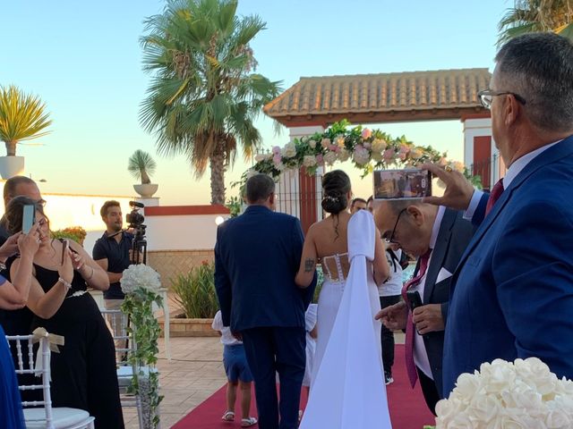 La boda de Miguel Ángel  y Verónica  en Salteras, Sevilla 26