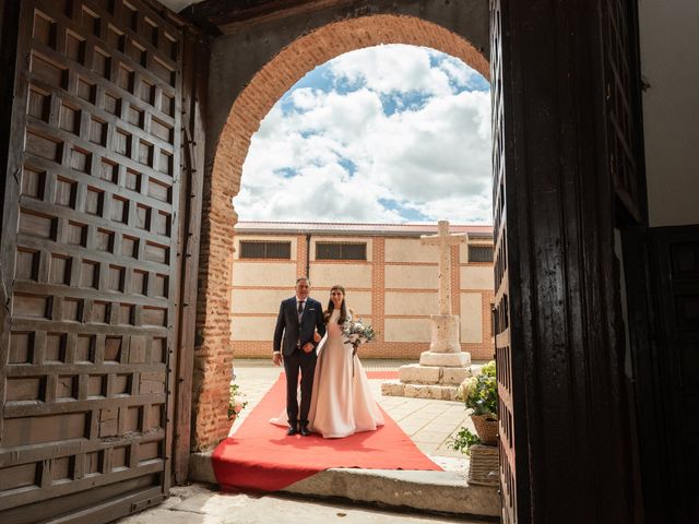 La boda de Miguel y Beatriz en Medina Del Campo, Valladolid 6