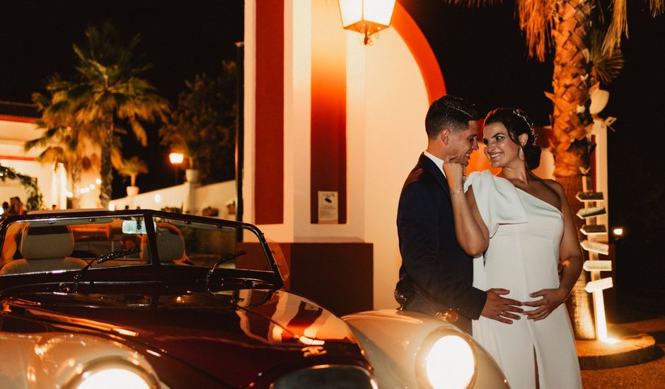 La boda de Miguel Ángel  y Verónica  en Salteras, Sevilla