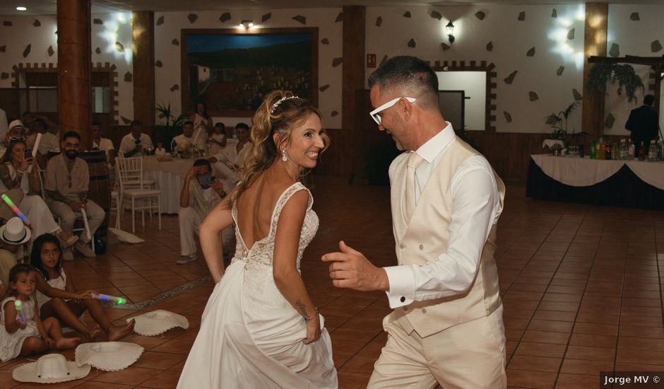 La boda de Óliver y Victoria en Los Realejos, Santa Cruz de Tenerife