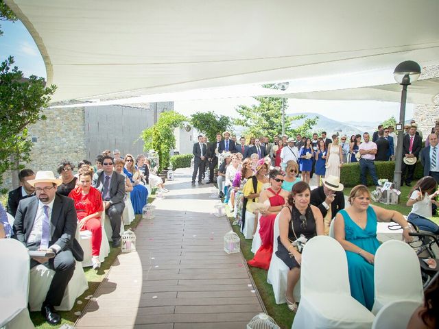 La boda de Borja y Esmeralda en Gorraiz, Navarra 66