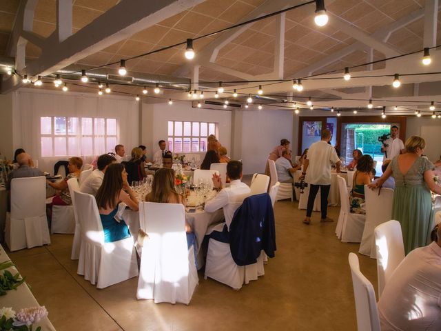 La boda de Patricia  y Esmeralda  en Ivars De Noguera, Lleida 18