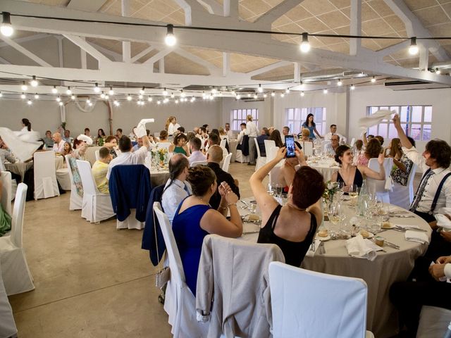 La boda de Patricia  y Esmeralda  en Ivars De Noguera, Lleida 20