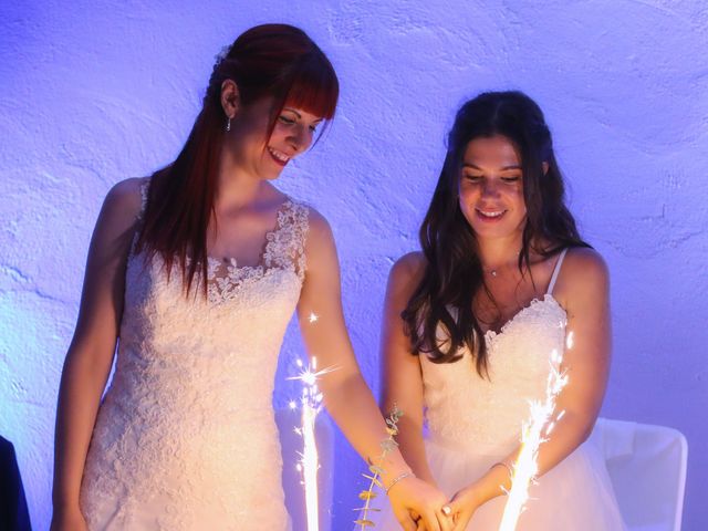 La boda de Patricia  y Esmeralda  en Ivars De Noguera, Lleida 1